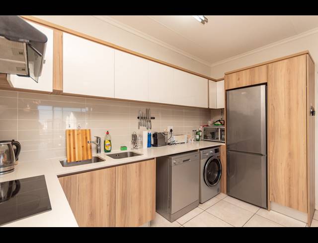 1 BEDROOM APARTMENT SOLD IN RICHWOOD